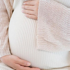 我们希望并提醒您🥍🍍，此类陈述或预测🧡基于目前可获得的📉🍝信息，实际结果可🤳🚀